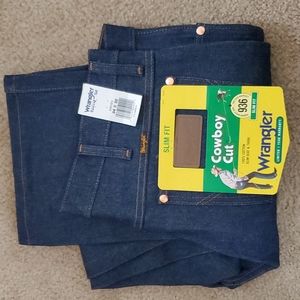 NWT WRANGLER 936 slim cowboy cut